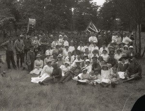 Note the prominent place of the Union Jack in this image from a wartime picnic.